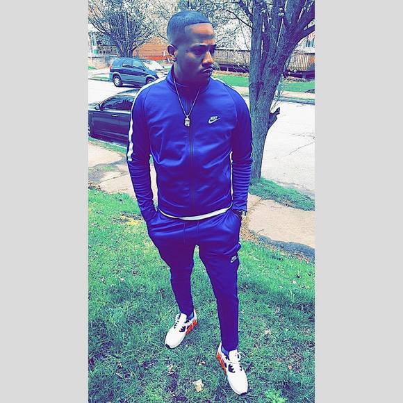 Meet your Posher, Alan - Picture 1 of 1